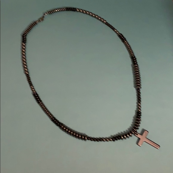Hemalyke Cross Necklace - Picture 3 of 3